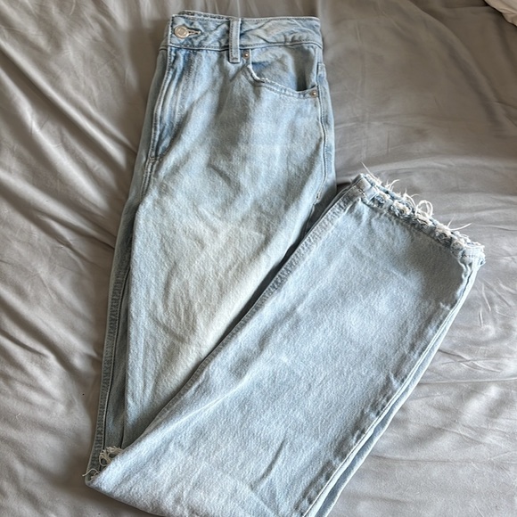 Dynamite Jeans - Picture 2 of 3